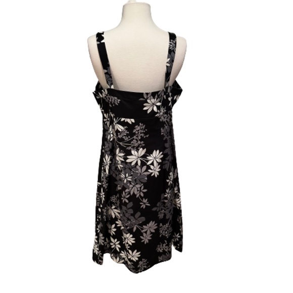 NEW YORK & COMPANY Sundress Midi Cotton Black Gray & White Floral 8 - Picture 2 of 6